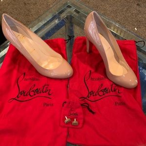 Christian Louboutin authentic pump